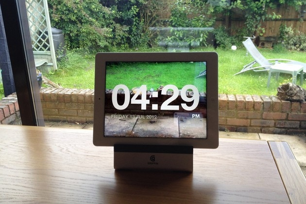 Chameleon Clock App by Netwalk Chameleon Clock App by Netwalk 