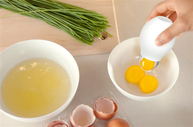 Remove Egg Yolk with Quirky Pluck Qurks Remove Egg Yolk with Quirky Pluck