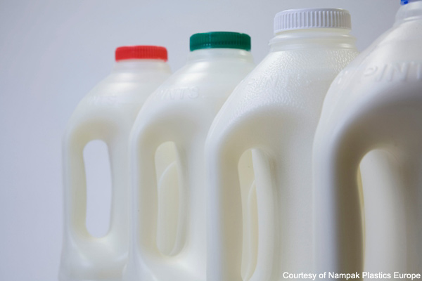Loll Design: Furniture from Milk Jugs Loll Design: Furniture from Milk Jugs