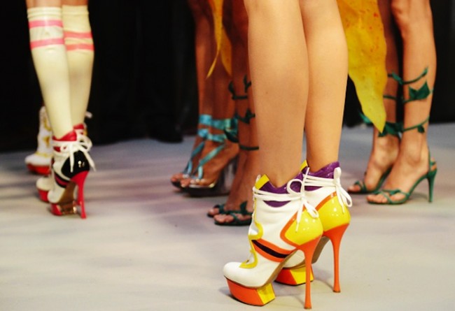 Angelic Shoes nicholas kirkwood for victorias secret fashion show 2012 by tommy ton 650x445 Angelic Shoes