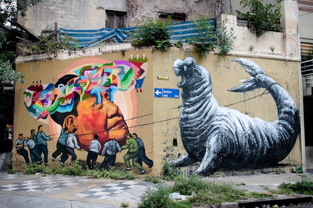 roa ever mural 01 New Mural by Roa & Ever in Buenos Aires