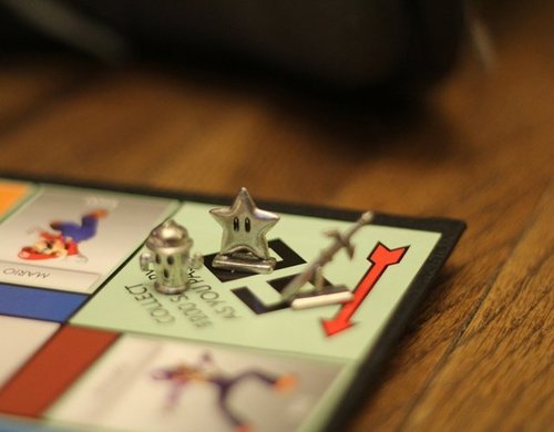 tumblr mga3jy65LN1qiqf01o1 500 Nintendo Monopoly