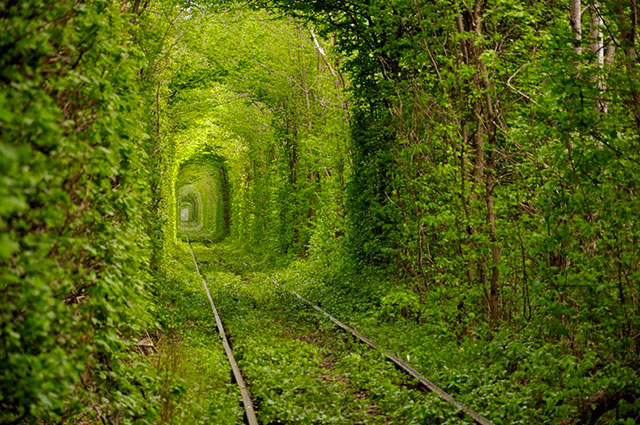 30+ of the most beautiful abandoned places and modern ruins i’ve ever seen tunnel 30+ of the most beautiful abandoned places and modern ruins i’ve ever seen