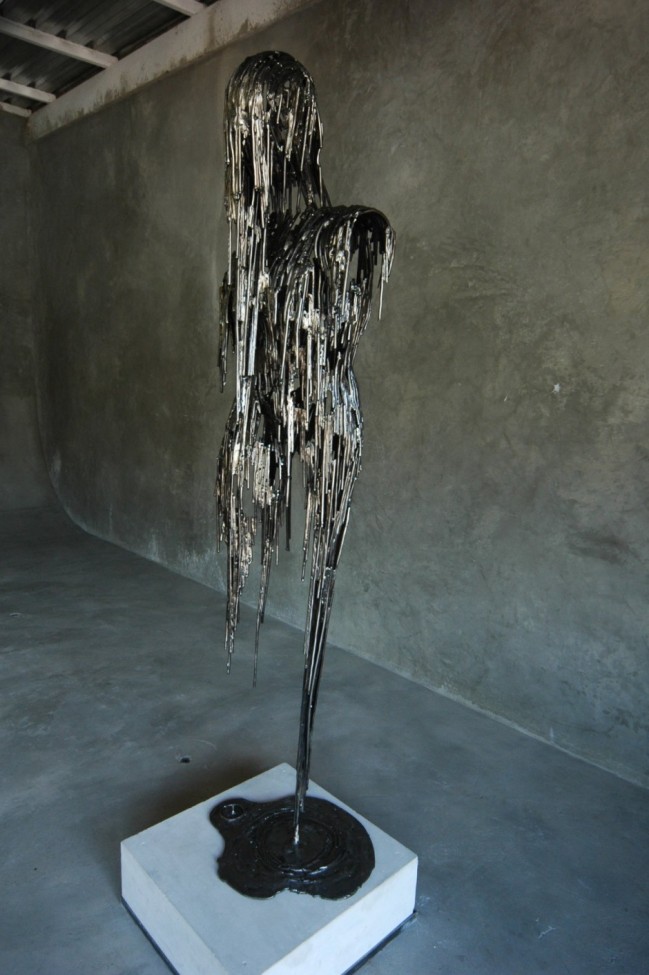 Drip and Deconstructed Sculptures by Regardt van der Meulen 160 Drip and Deconstructed Sculptures by Regardt van der Meulen