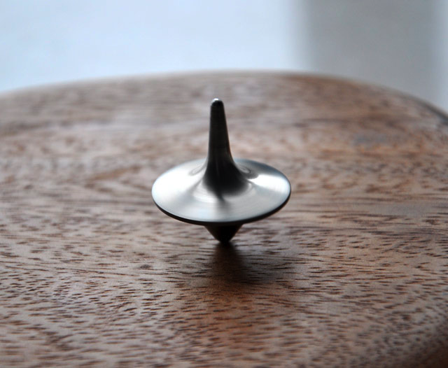 Inception Spinning Top Replica 182961294872156730 741feb7f3ffa11 Inception Spinning Top Replica