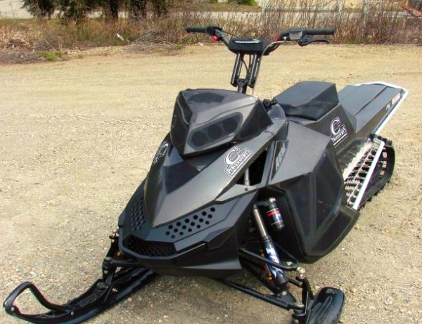 C3 Powersports Carbolution Project mountain free ride snow sled 1 C3 Powersports Carbolution Project snow sled made from carbon fiber composites