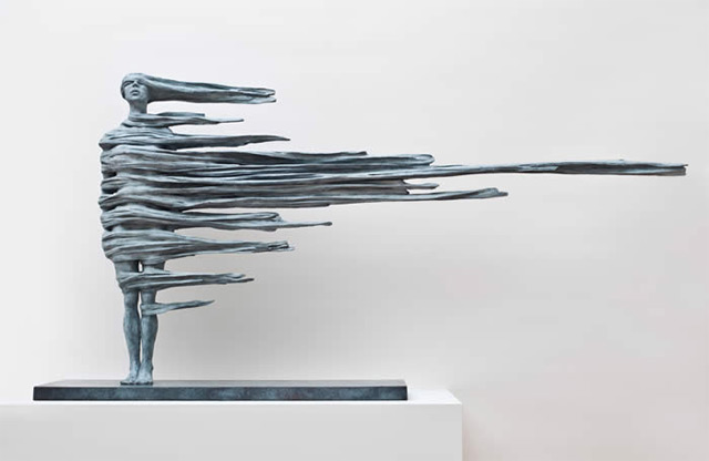 Anna Gillespie Fuses Nature and Art in her Figurative Sculptures Figurative Sculptures 3 Anna Gillespie Fuses Nature and Art in her Figurative Sculptures
