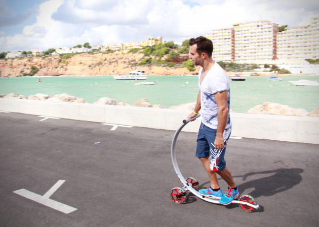 Modern Day Circlboard Scooters by Cycon Scoot1 Modern Day Circlboard Scooters by Cycon
