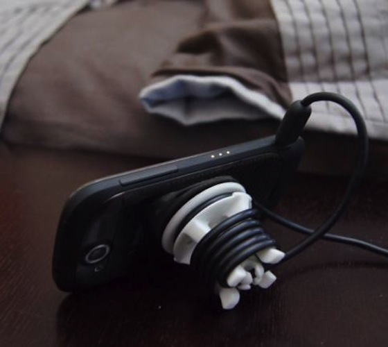 Snable – A Better Way To Manage Your Cables Snable – A Better Way To Manage Your Cables