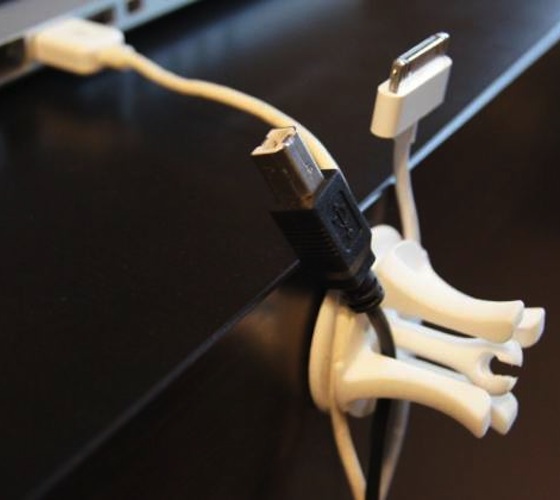Snable – A Better Way To Manage Your Cables Snable – A Better Way To Manage Your Cables