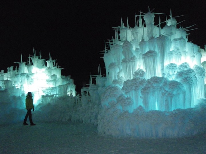  Magical Towering Castles Made with Icicles