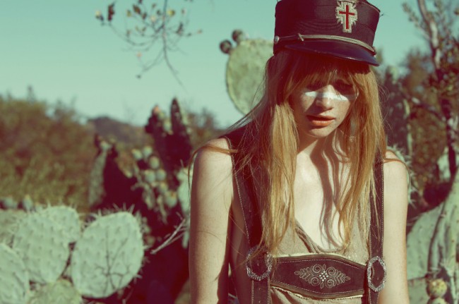 harper smith02 650x431 Harper Smith folk inspired photograpy