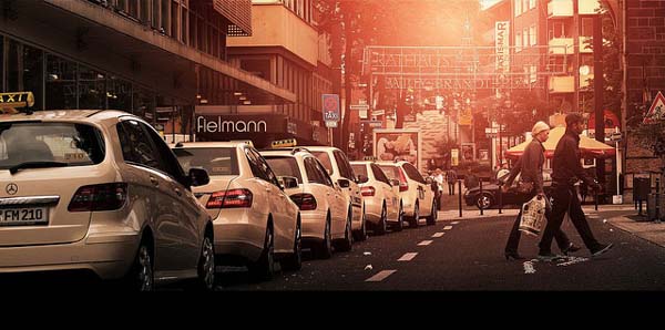30 Blockbuster Examples of Cinematic Photography leaving the taxi1 30 Blockbuster Examples of Cinematic Photography