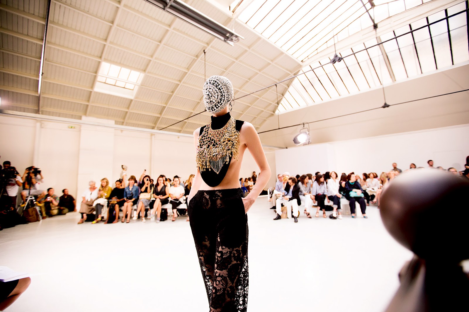 Maison Martin Margiela Haute Couture Mask margiela couture candid round up 015 105735766499 Maison Martin Margiela Haute Couture Mask