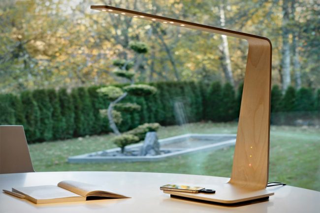 tunto powerkiss lamp large 650x433 Tunto Powerkiss | Lamp & Wireless Charger