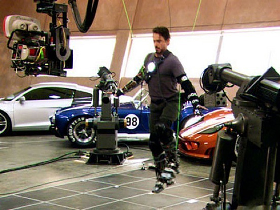 30 Behind the Scenes Photos from Popular Movies Behind the Scenes 018 30 Behind the Scenes Photos from Popular Movies