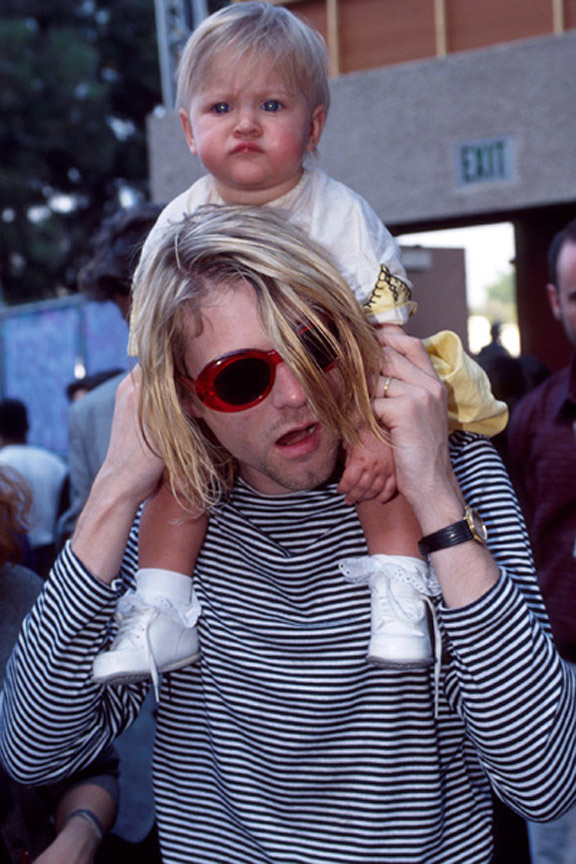 Old Photos of Kurt Cobain and His Baby Daughter 1 Old Photos of Kurt Cobain with His Baby Daughter