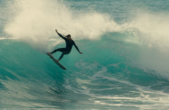 about16 Bella Vita: surfing the waves in Italiy