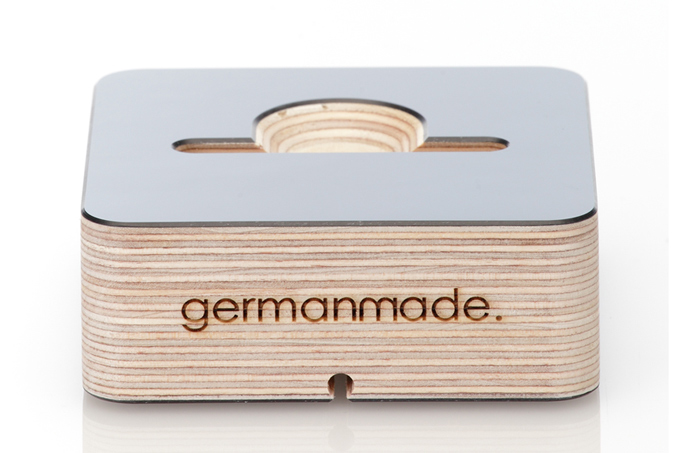 iPhone Dock by germanmade leibal dock germanmade 3 iPhone Dock by germanmade