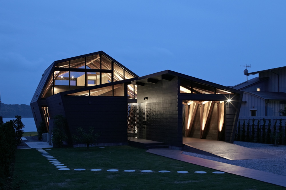 leibal villassk hirobe 2 Villa SSK by Takeshi Hirobe Architects