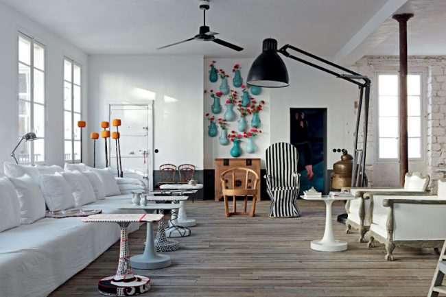 Paola Navones Amazing Parisian Loft paola navone paris apartment 1 650x433 Paola Navones Amazing Parisian Loft