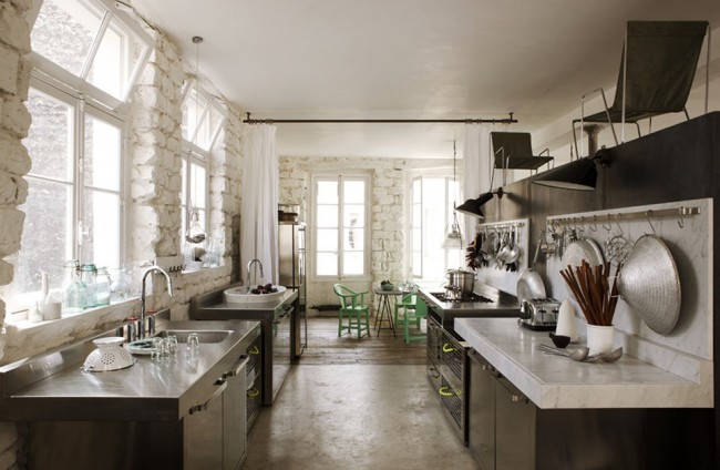 Paola Navones Amazing Parisian Loft paola navone paris apartment 7b 650x424 Paola Navones Amazing Parisian Loft
