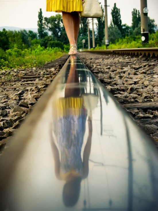 032543ZAs 30+ Amazing Reflection Photography