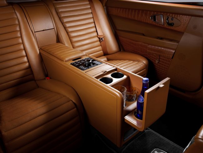 2013 Hyundai Equus by Hermes 38512 1 11 650x488 2013 Hyundai Equus by Hermes
