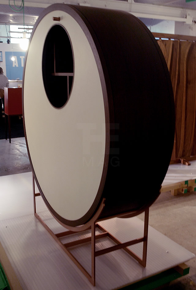 ONAR circular cabinet by CHI WING LO 8o2 ONAR circular cabinet by CHI WING LO
