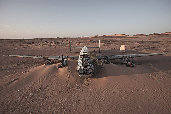 Aircraft Crash Sites 10 Happy End, Pictures of Aircraft Crash Sites by Dietmar Eckell