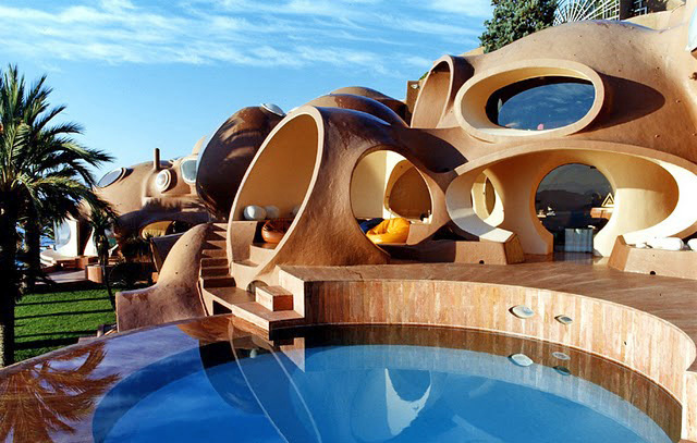 BubblePalacebyAnttiLovag1 Unique Bubble Palace by Antti Lovag