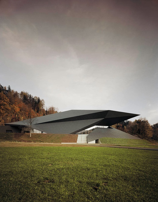 #architecture The Tiroler Festspiele Erl’s new Festival Hall in Austria by DMAA Festspielhaus der Tiroler Festspiele Erl bei DMAA Architektur und Design Wohn DesignTrend 01 #architecture The Tiroler Festspiele Erl’s new Festival Hall in Austria by DMAA