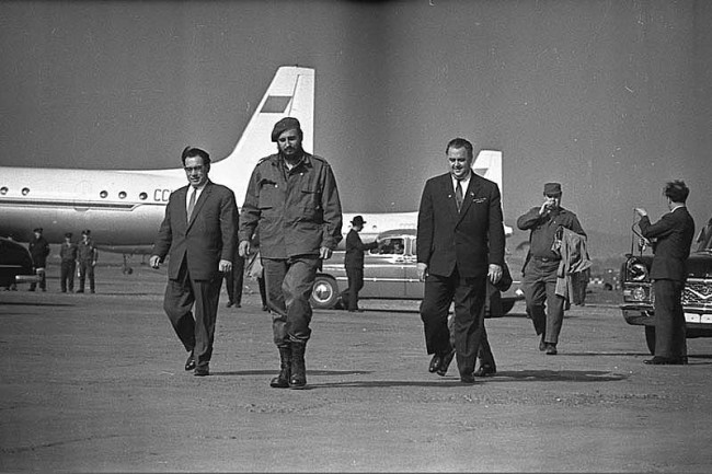 Fidel Castro Visits USSR 1963 19 650x433 Fidel Castro Visits USSR, 1963