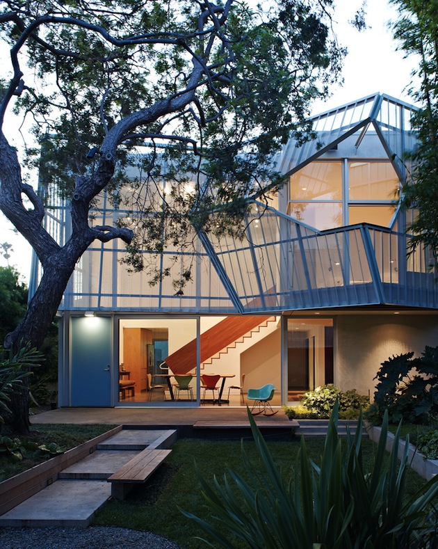  Striking Palms House Renovation by Daly Genik Architects