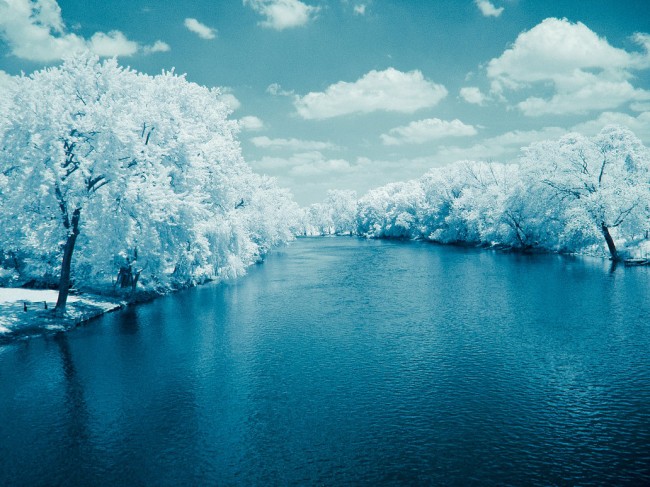 Breathtaking Examples of Infrared Photography Infrared River 650x487 Breathtaking Examples of Infrared Photography