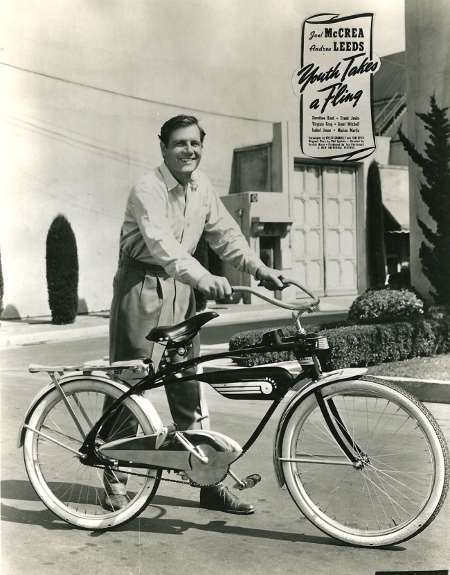 Interesting Vintage Photos of Famous People on Bicycles Interesting Vintage Photos of Famous People on Bicycles 6 650x829 Interesting Vintage Photos of Famous People on Bicycles