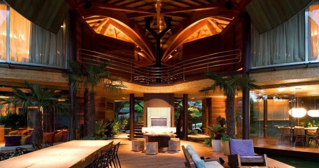 Leaf House Mareines + Patalano 650x342 Leaf House