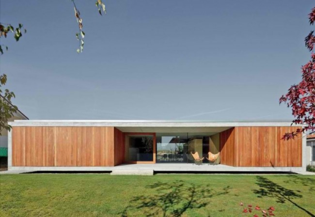 Stunningly Uncluttered Home by Pereda Pérez Arquitectos StunninglyUnclutteredHomebyPeredaPrezArquitectos3 650x448 Stunningly Uncluttered Home by Pereda Pérez Arquitectos