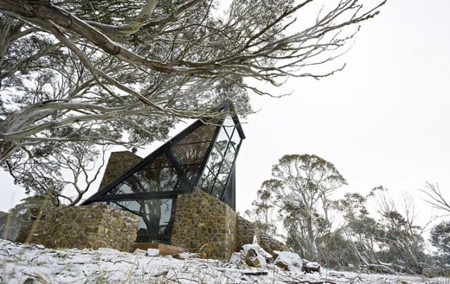 Under the Moonlight House by Giovanni D’Ambrosio Architects UndertheMoonlightHousebyGiovanniDAmbrosioArchitects 650x411 Under the Moonlight House by Giovanni D’Ambrosio Architects