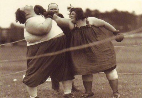 Women boxing 1 Old Photos of Women Boxing