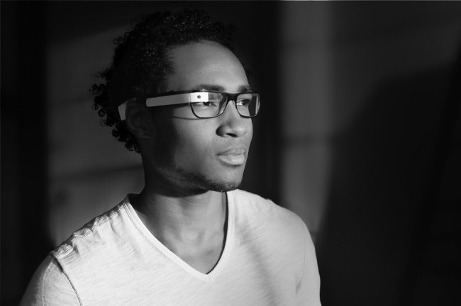 Style Guide for the Gadget Guy: Embracing Your Inner Technophile google glass on model 650x432 Style Guide for the Gadget Guy: Embracing Your Inner Technophile