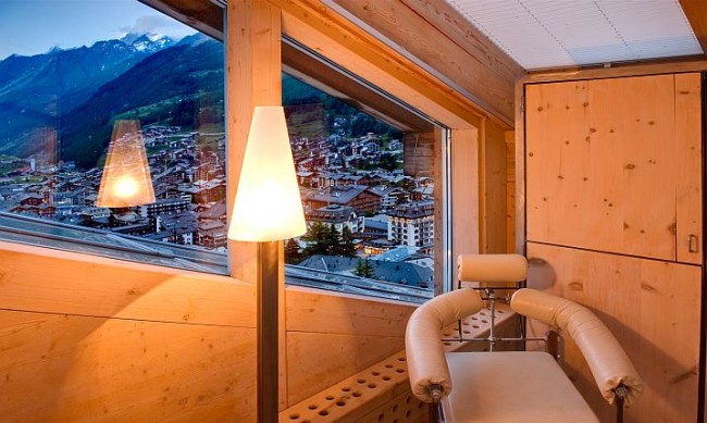 The Heinz Julen Penthouse heinz penthouse 8 22 650x389 The Heinz Julen Penthouse