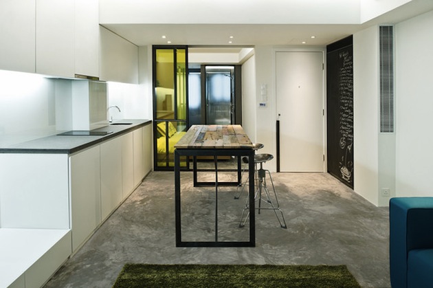 Small, Colorful Hong Kong Space Small, Colorful Hong Kong Space