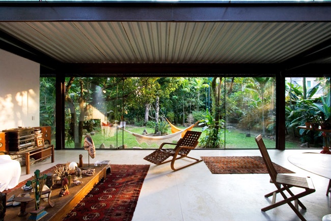 THE ENVIRONMENT ABOVE ALL: CASA VARANDA BY CARLA JUAÇABA ltvs casavaranda 2 THE ENVIRONMENT ABOVE ALL: CASA VARANDA BY CARLA JUAÇABA