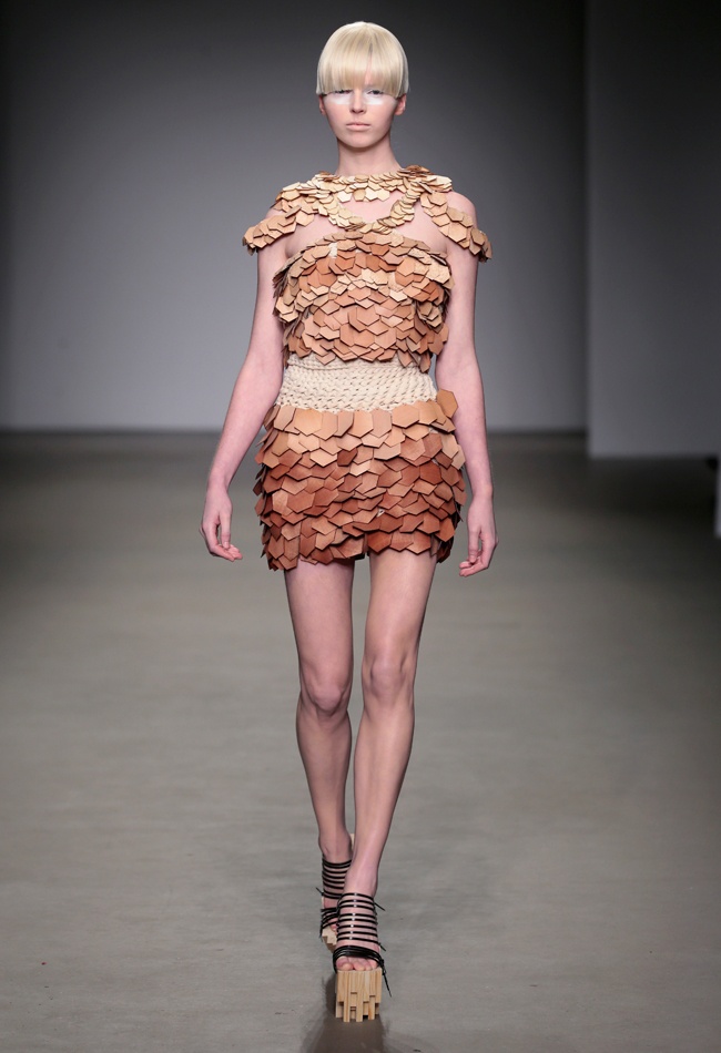 AFTER DARKNESS, THE LIGHT: MOURNING CLOAK BY WINDE RIENSTRA ltvs winderienstra 10 AFTER DARKNESS, THE LIGHT: MOURNING CLOAK BY WINDE RIENSTRA