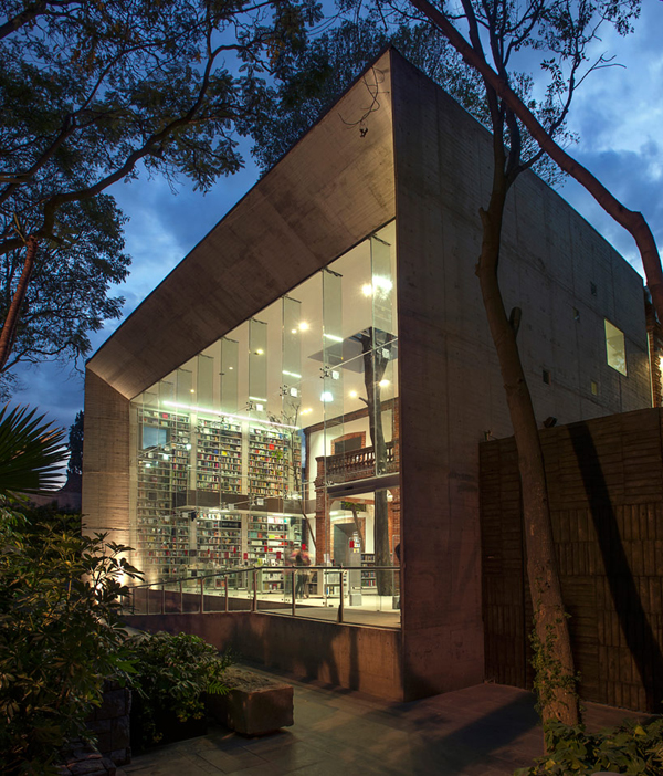 Family Home Transformed into an Inviting Community Center mexican cultural center 1 Family Home Transformed into an Inviting Community Center