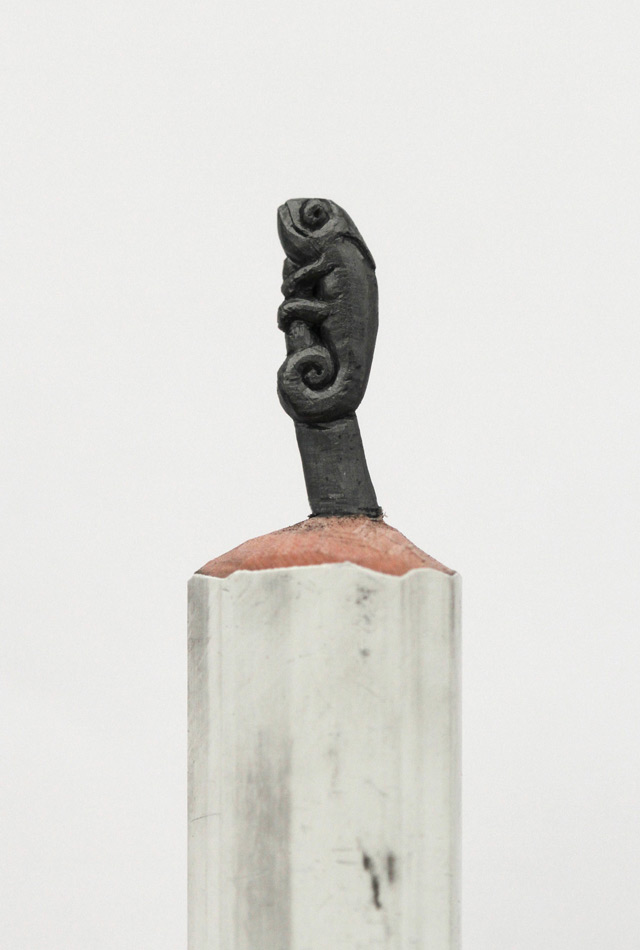 Miniature Pencil Work Reveals Alphabets in Animal Forms miniature pencil work reveals alphabets in animal form 4 Miniature Pencil Work Reveals Alphabets in Animal Forms