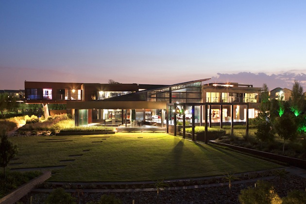 Contemporary Gem by Nico van der Meulen nvdm 1 Contemporary Gem by Nico van der Meulen