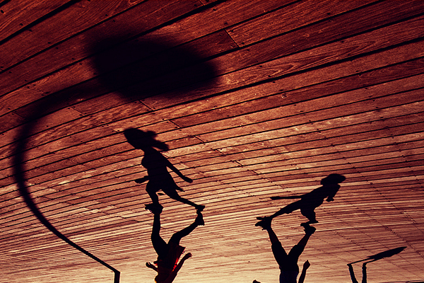 25 Remarkable Examples Of Shadow Photography one by one bu guy cohen1 25 Remarkable Examples Of Shadow Photography