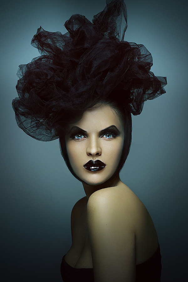 Kiss me Deadly by Milad Sahafzadeh 002 kiss deadly milad sahafzadeh Kiss me Deadly by Milad Sahafzadeh